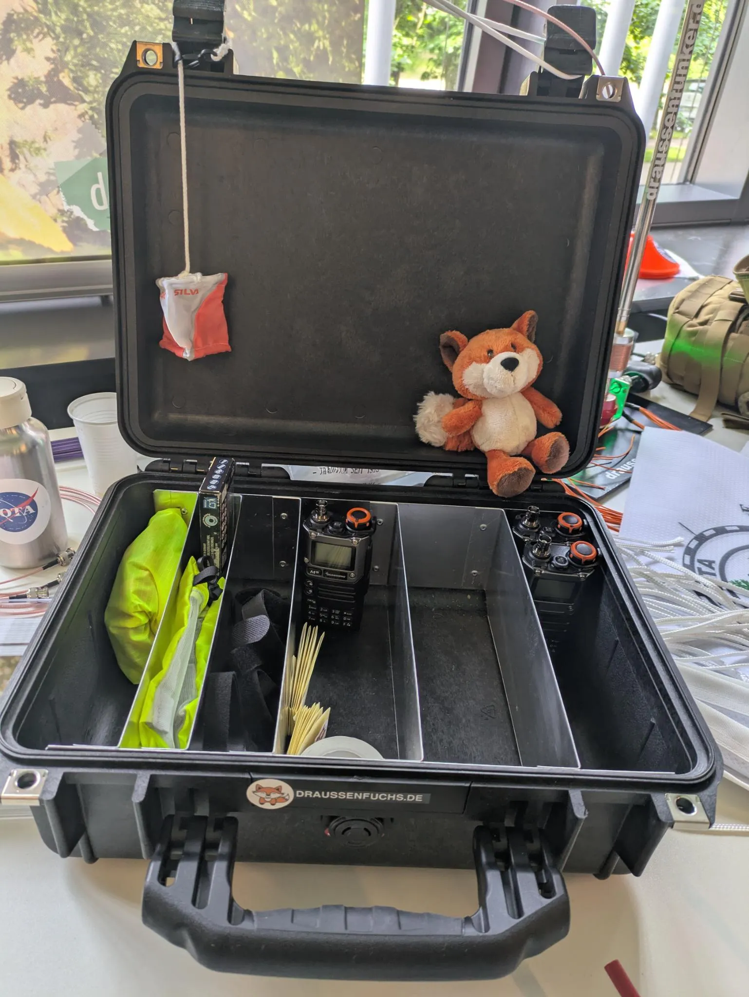 Fuchsjagd-Koffer mit Quansheng UV-K5 des Assembly Draußenfuchs