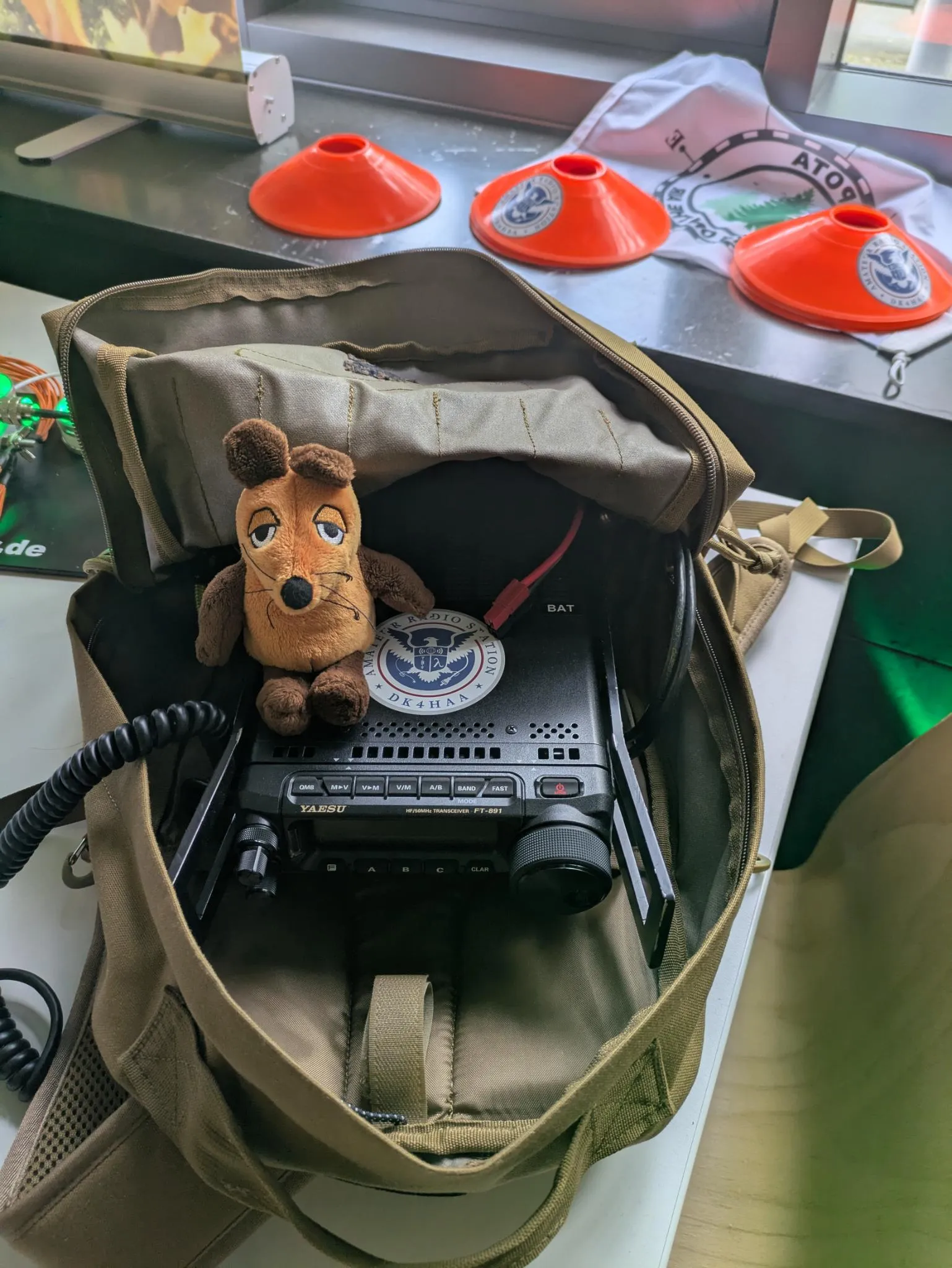 Rucksackstation mit FT-857 des Assembly Draußenfuchs